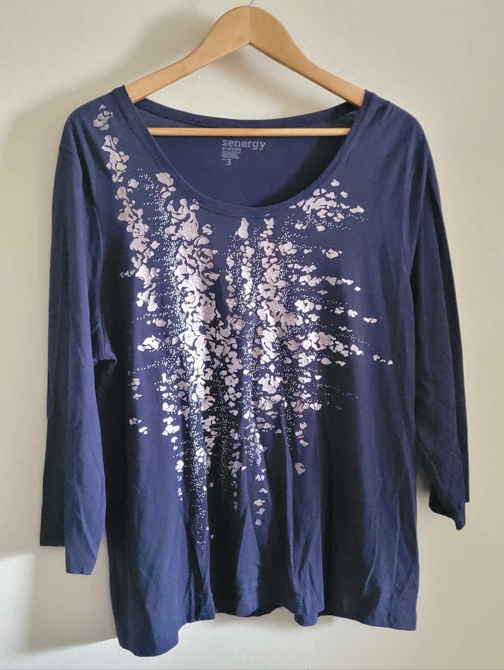 Chico's Zenergy Foil Studded 3/4 Sleeve Scoopneck, Women's XL, Blue & Silver